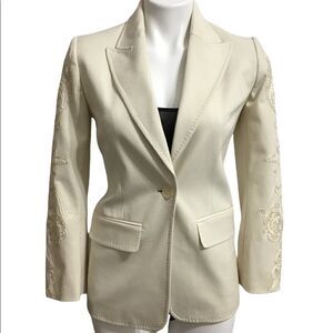 Bloomingdale’s Cream Ecru Single Button Embroidered Sleeves Blazer Size 2 Petite